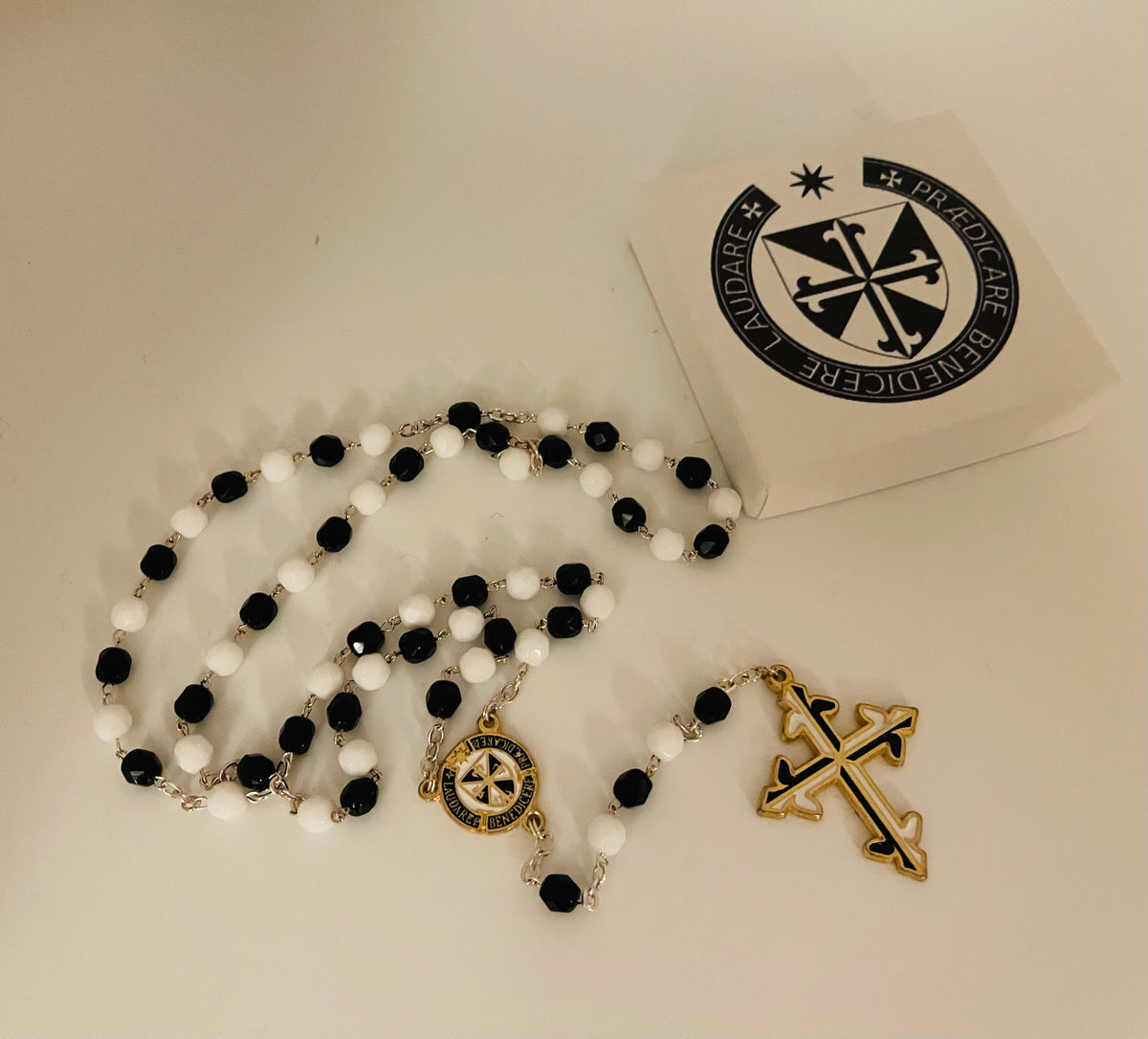 Dominican Rosary Black and White Crystal – S A B I N A S T I L E